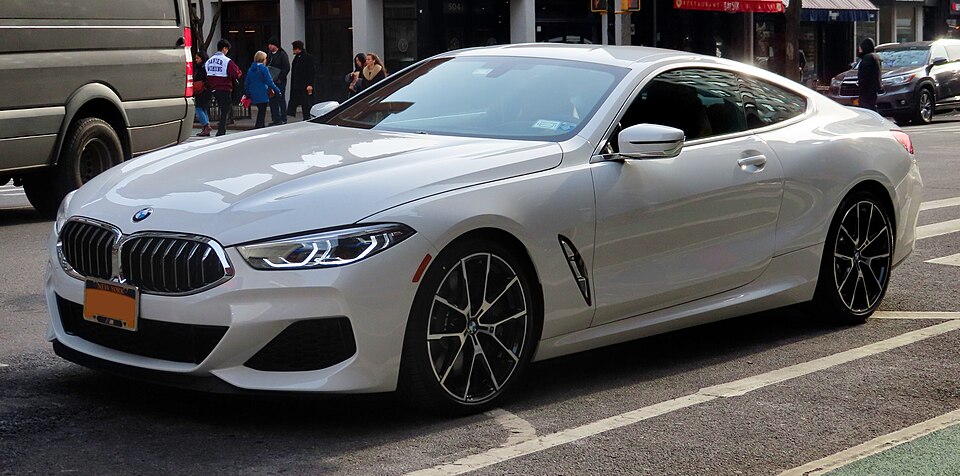 BMW 8시리즈, 무엇인가?